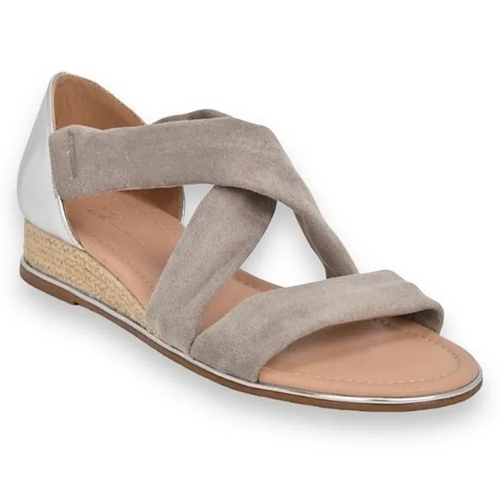 Vintage Havana Pia Light Gray Sandal 7.5 NWT